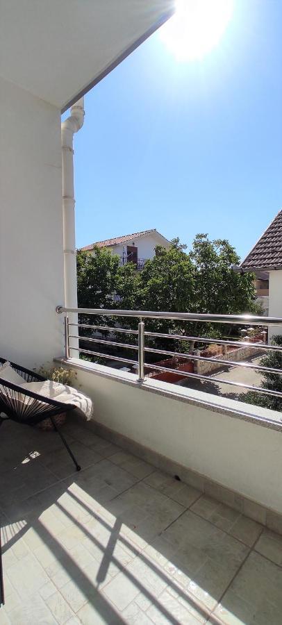 Lux Apartments Водице Экстерьер фото